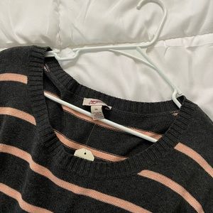 dark grey & blush stripped sweater
